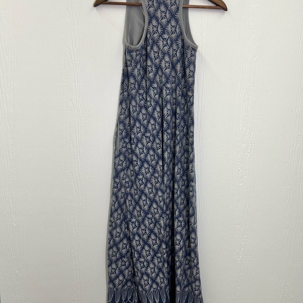 Athleta - Blue & Grey Floral Support Bra Razer Back Pockets Maxi Dress Size XS - Picture 10 of 11